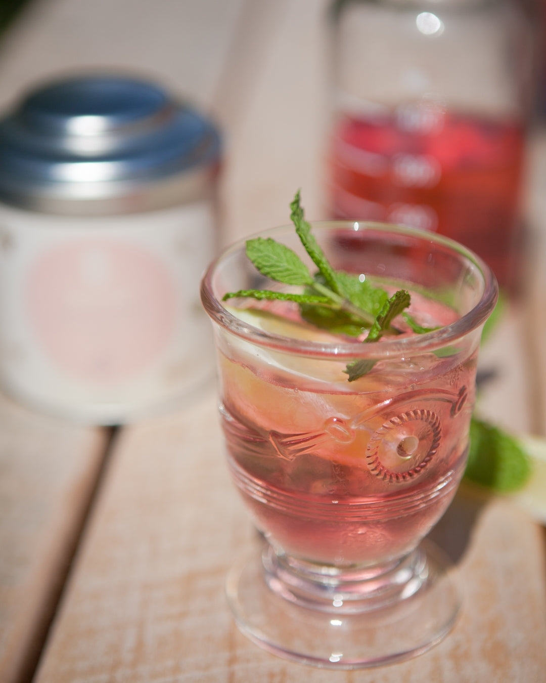 Bestow Generositea Organic Herbal Tea Tin